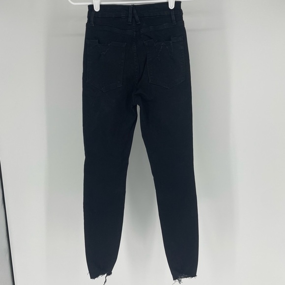 GOOD AMERICAN GOOD WAIST CROP CHEWED HEM BLACK JEANS 0 BLACK073 - Picture 4 of 8